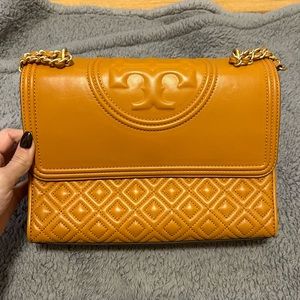 Tory Burch Fleming Convertible Leather Shoulder Bag - Light Masala
